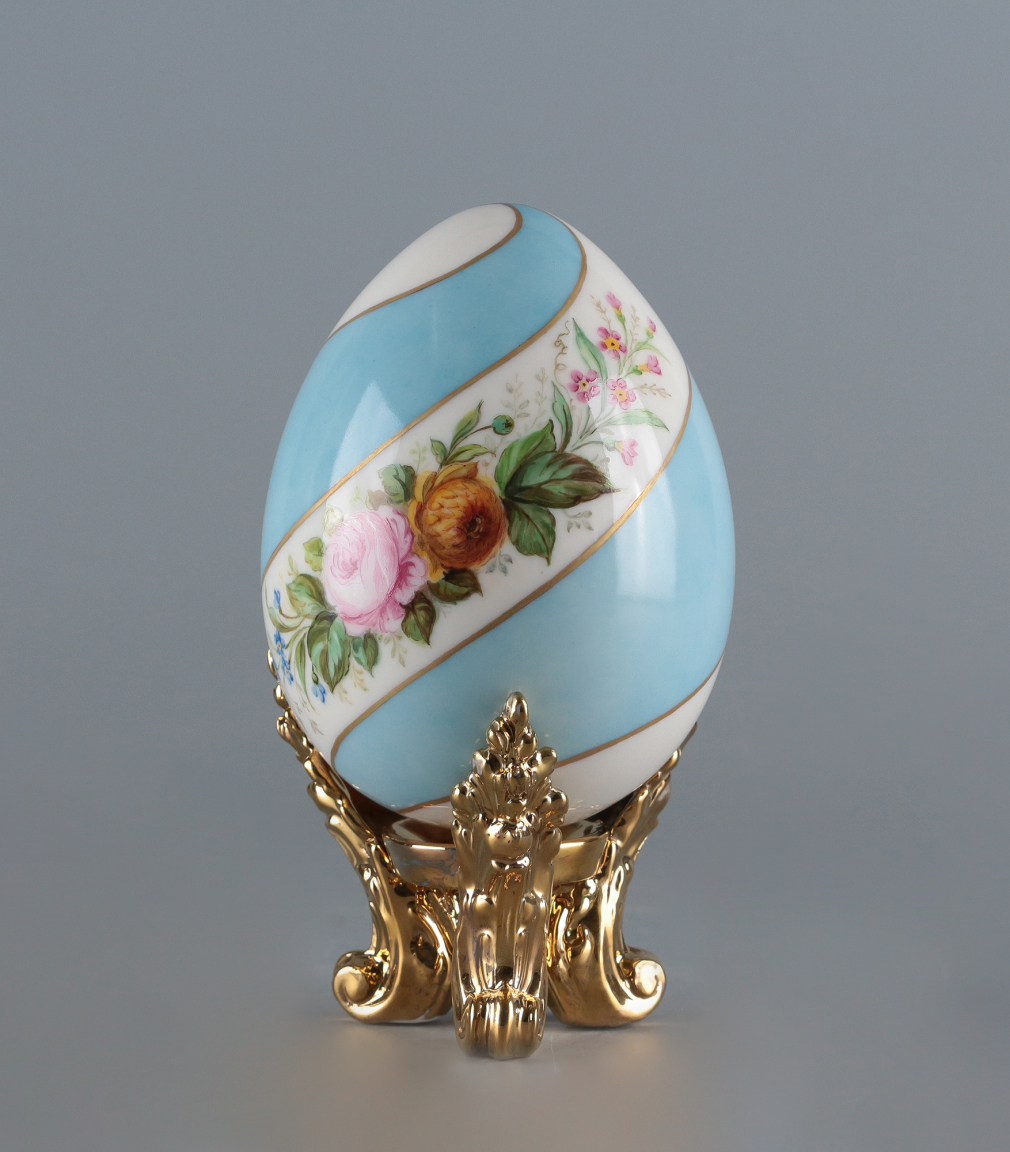 Яйцо пасхальное на подставке 00754-24